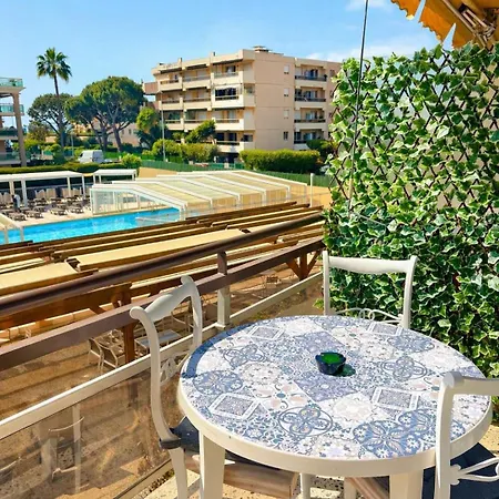 Dolce Piscine Tennis Et A Pied 公寓 *